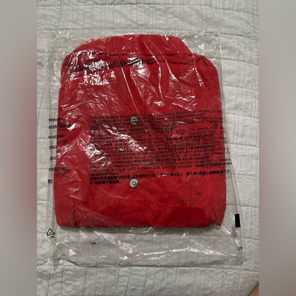 New out door red shirt. Sun protection. - Picture 5 of 7